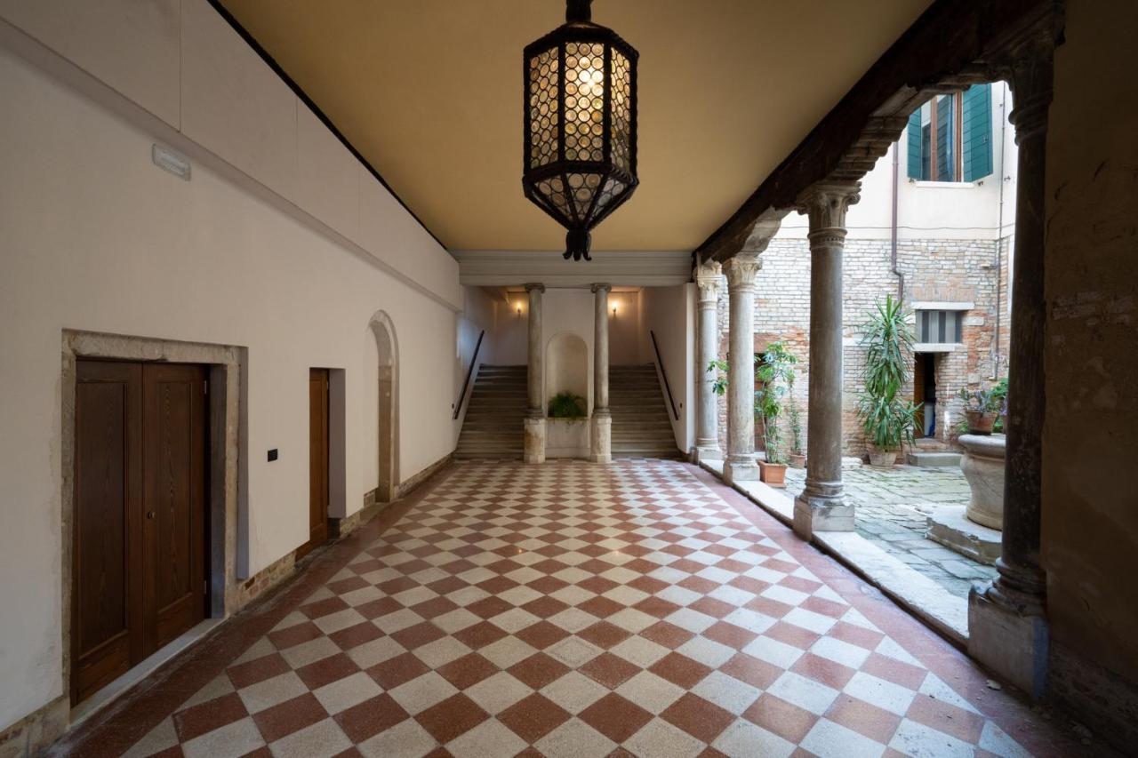 Ca' Longo Palace Damasco Venetië Buitenkant foto